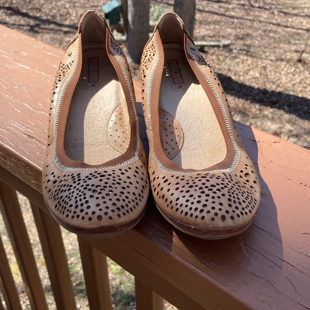 PIKOLINOS Brown Perforated Heels